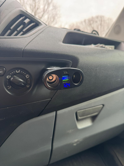 Dijjital Göstergeli Çakmak Girişi Çoklayıcı